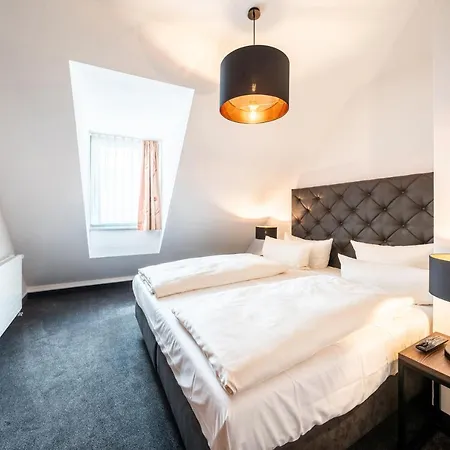 Familienapartment Am Neumarkt Ll Lejlighed