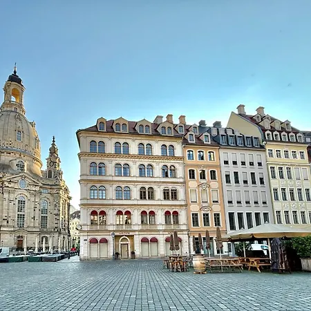 Familienapartment Am Neumarkt Ll 公寓 *