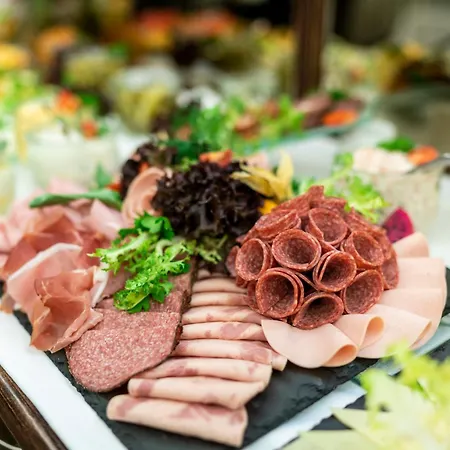 Familienapartment Am Neumarkt Ll *